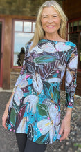 Load image into Gallery viewer, NEW!! "Remembering April" 3/4 Sleeve Tunic w/ Slits