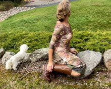 Load image into Gallery viewer, "Abstract Autumn Botanical" Quarter Sleeve Midi Bodycon Dress