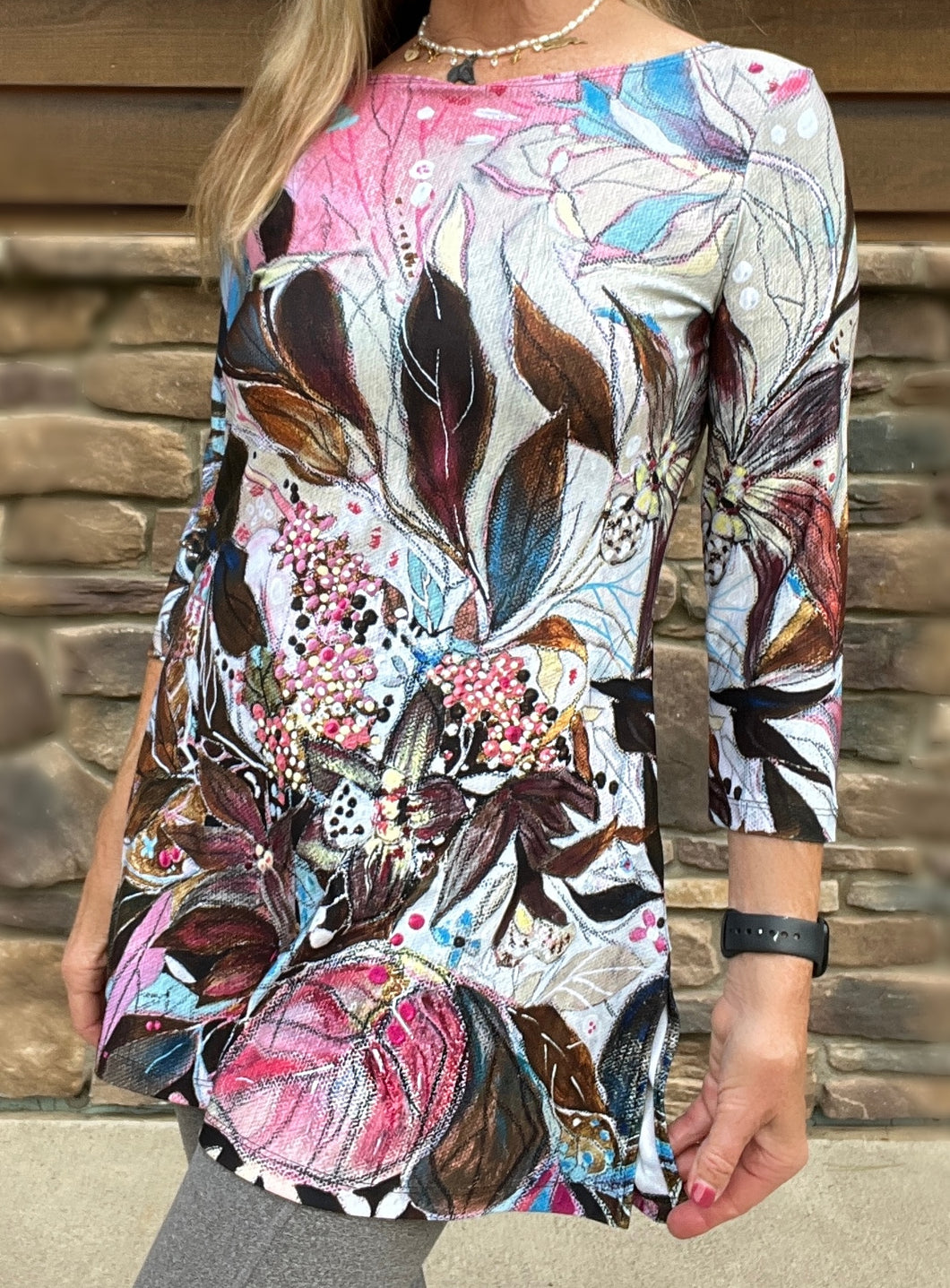 NEW!! “Stella’s Little Garden” 3/4 Sleeve Tunic with Slits