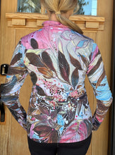 Load image into Gallery viewer, NEW!! "Stella's Little Garden" Full-Zip Mockneck Active Top