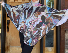 Load image into Gallery viewer, NEW!! "Stella's Little Garden" Warm Shawl