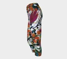 Load image into Gallery viewer, &quot;Two White Lilies Botanical&quot; Capri  Leggings